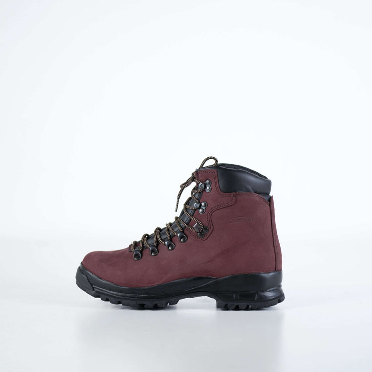 5531 Burgundinpunaiset vaelluskengät / 5531 Burgundy Hiking Boots