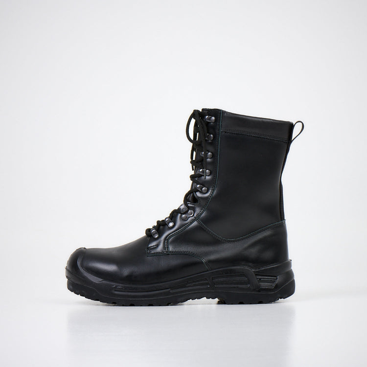Nahkasaappaat Vibram- pohjalla / 49402100 Leather Boots with Vibram Outsole