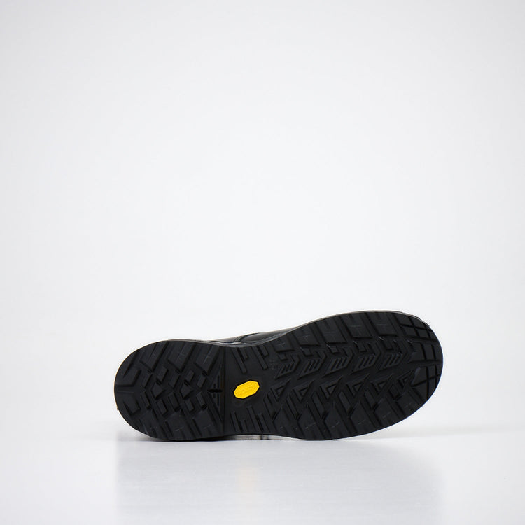 Nahkasaappaat Vibram- pohjalla / 49402100 Leather Boots with Vibram Outsole