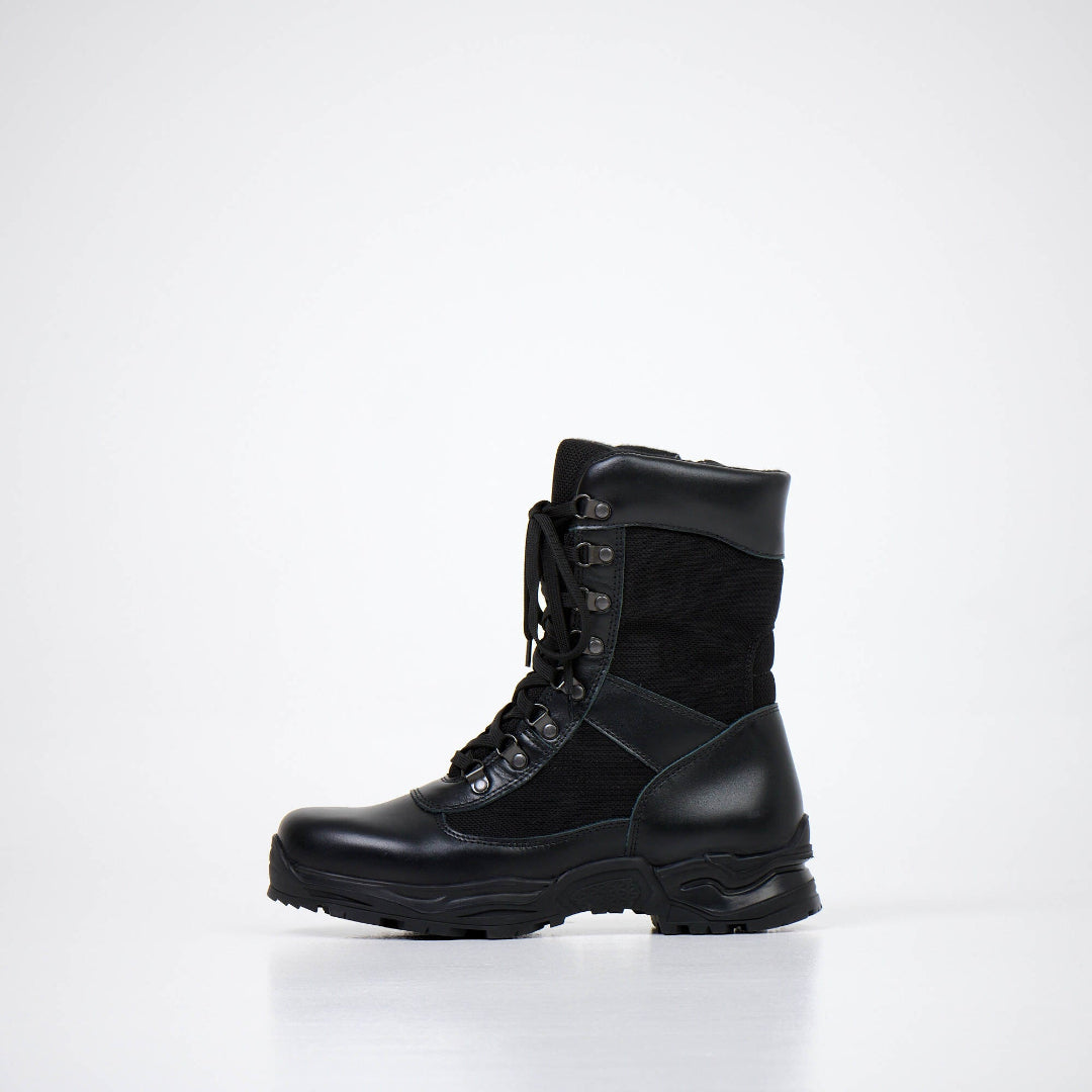 590 Aavikkobootsit vetoketjulla- musta /  590 Desert Boots with Zipper - Black