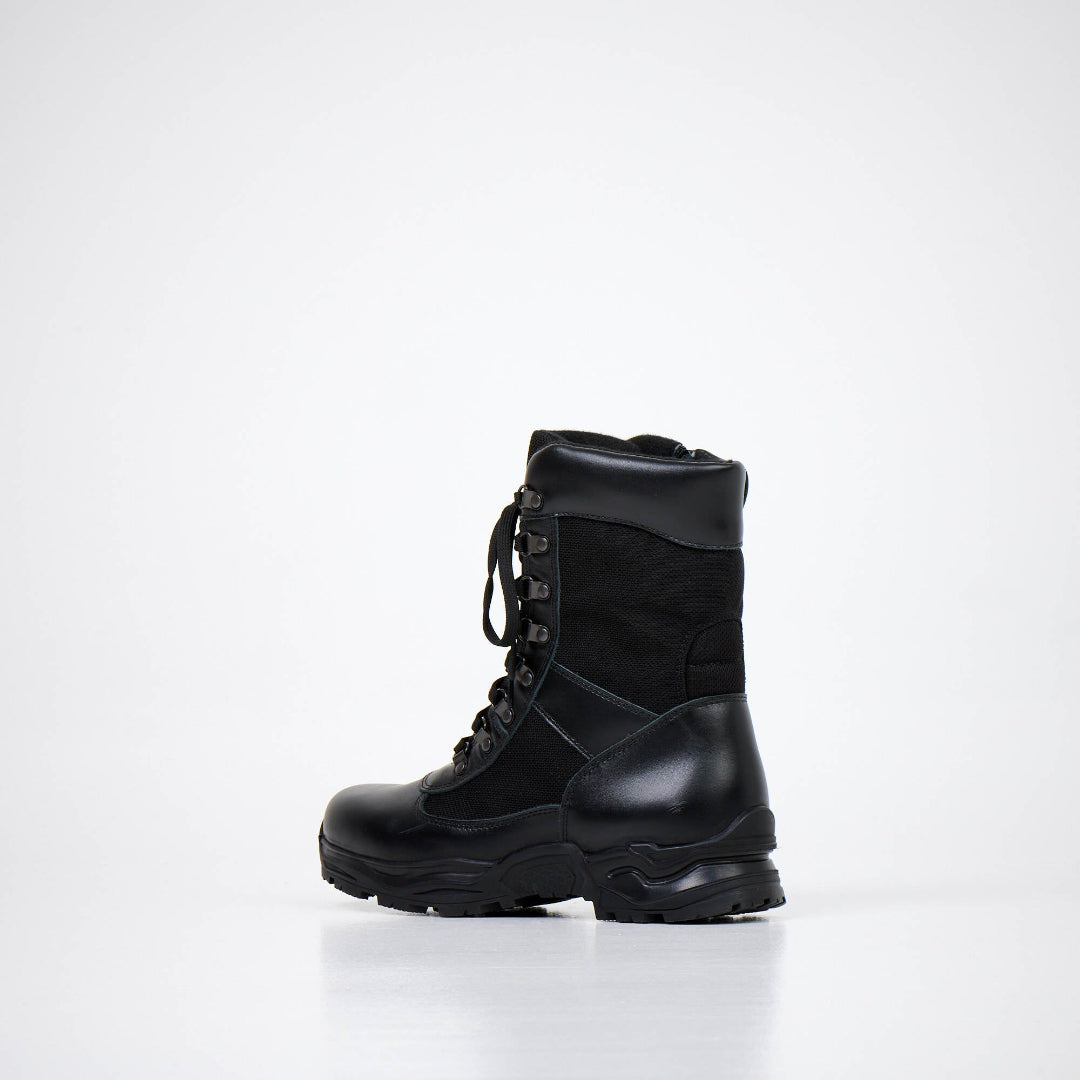 590 Desert Boots with 590 Aavikkobootsit vetoketjulla- musta /  590 Desert Boots with Zipper - Black - Black